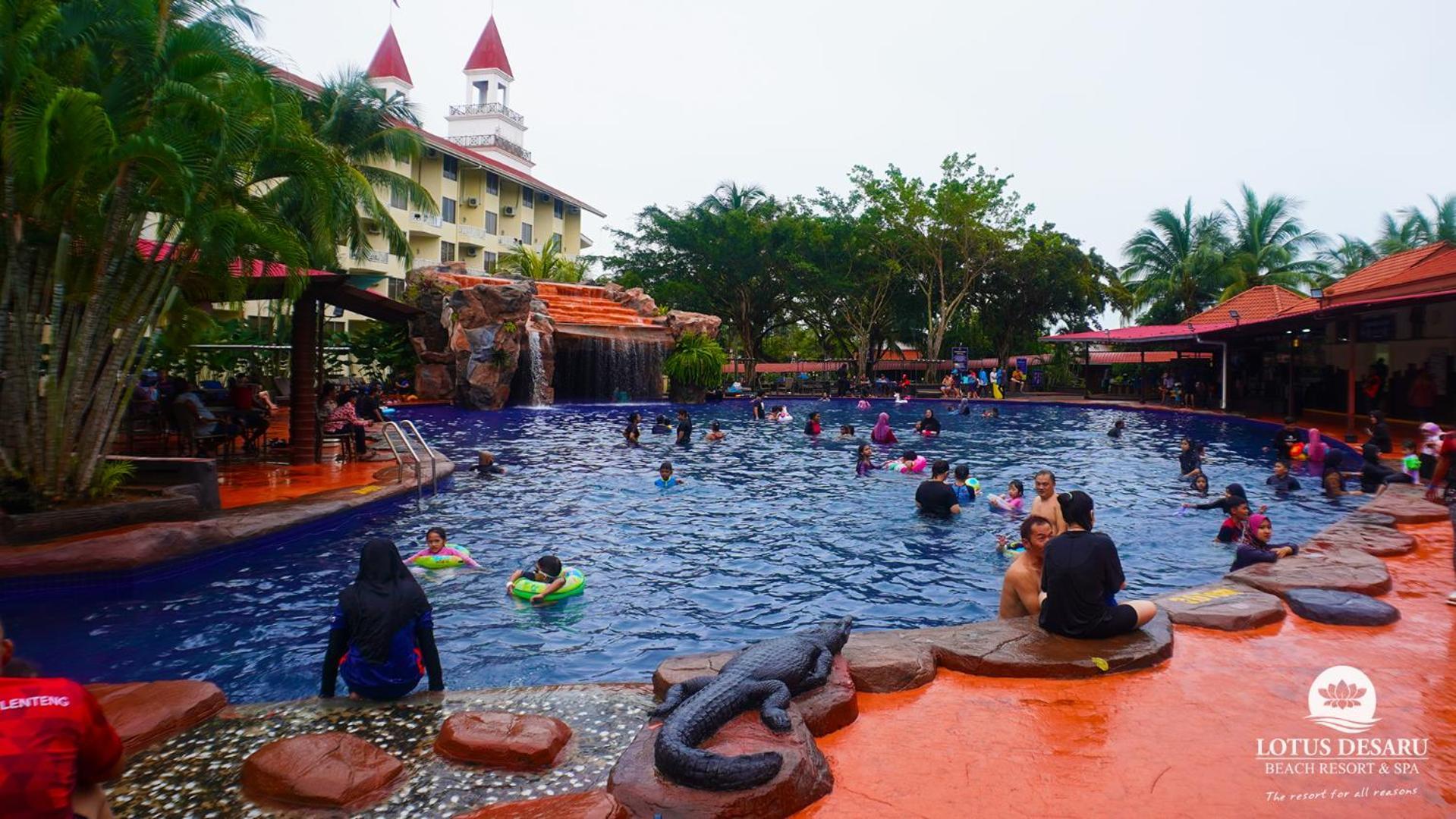 โลตัส เดซารุ บีช รีสอร์ต แอนด์ สปา Hotel Bandar Penawar ภายนอก รูปภาพ
